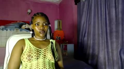 Smilz online show from December 5, 10:23 pm