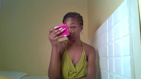 ebonytanqueen online show from March 17, 2:26 am