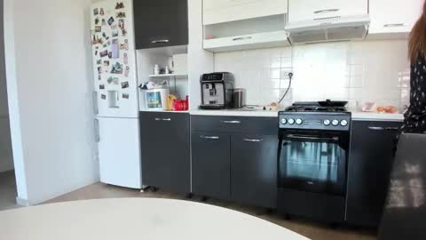 ecaterina_katy online show from April 27, 6:32 am