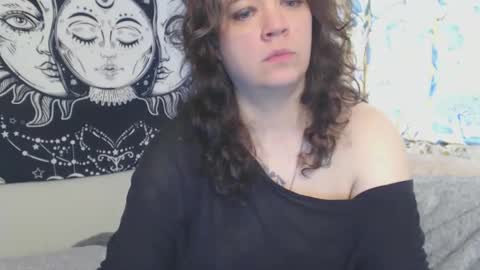 Snapshot of echosol17 chatting on March 11, 7:47 pm Weird Echo online show from March 11, 7:47 pm