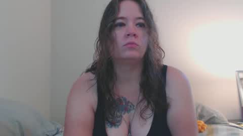 Snapshot of echosol17 chatting on October 20, 1:47 pm Weird Echo online show from October 20, 1:47 pm