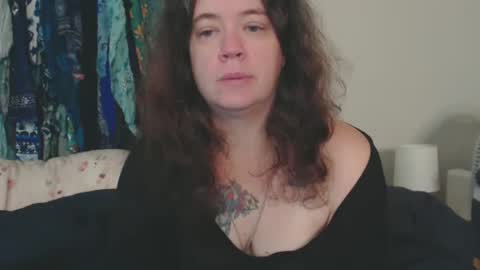 Snapshot of echosol17 chatting on September 8, 3:00 pm Weird Echo online show from September 8, 3:00 pm