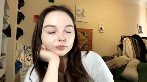 Olivia online show from July 10, 6:25 am