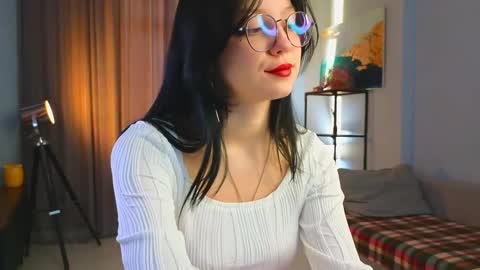 Im Sally  Im new here   lets meet online show from February 20, 3:56 am