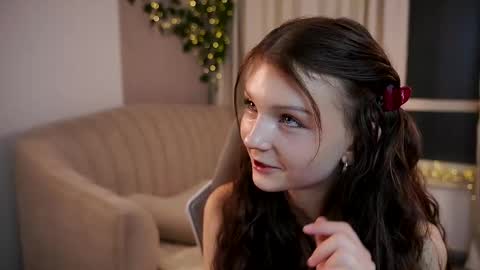 Lisa  online show from February 23, 12:22 am