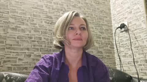 edithmanning online show from December 4, 2:04 pm
