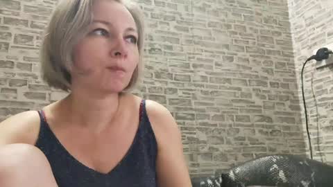 edithmanning online show from December 8, 7:15 am
