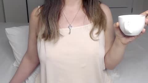 Snapshot of eelena4kiss chatting on November 2, 11:46 am eelena4kiss online show from November 2, 11:46 am