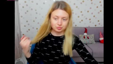 Effy online show from December 2, 11:00 am