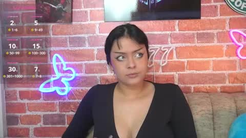 effystone777 online show from October 25, 2:03 pm