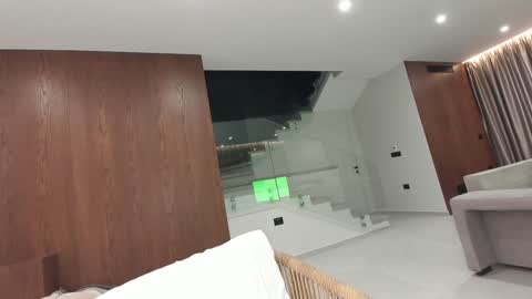 Erik and Alice online show from November 9, 3:57 am