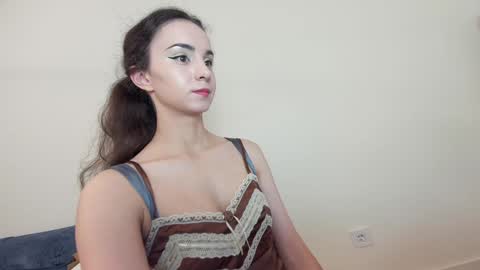 Snapshot of ehotlovea chatting on September 12, 8:49 pm Erik and Alice online show from September 12, 8:49 pm