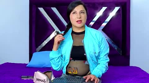 Snapshot of eimy__cute chatting on November 1, 8:13 pm eimy__cute online show from November 1, 8:13 pm