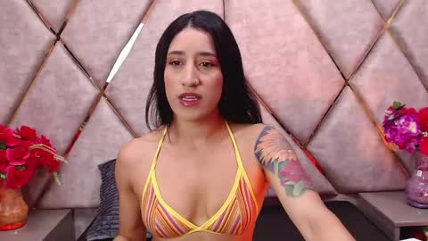 eimy_cutte online show from February 3, 12:14 pm