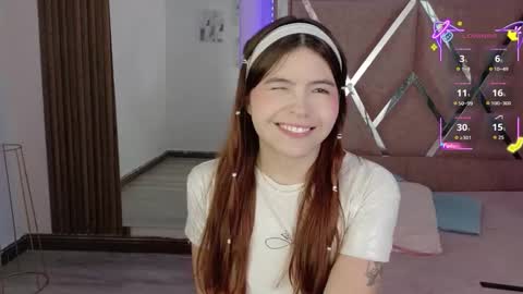 Snapshot of eimyaniston_cute chatting on October 16, 2:09 pm eimyaniston cute online show from October 16, 2:09 pm