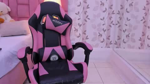 EimmyJones online show from October 26, 3:13 am