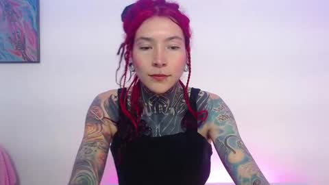 Snapshot of eimytatto_ chatting on January 28, 1:49 pm Carla online show from January 28, 1:49 pm