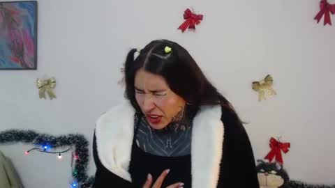 Snapshot of eimytatto_ chatting on December 23, 10:12 pm Carla online show from December 23, 10:12 pm