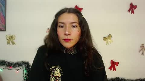 Snapshot of eimytatto_ chatting on December 30, 12:52 pm Carla online show from December 30, 12:52 pm