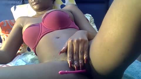 petite online show from December 4, 3:04 am