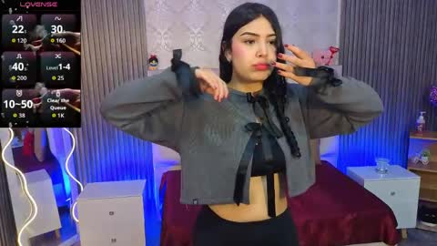 ela_tay1 online show from April 28, 7:18 pm