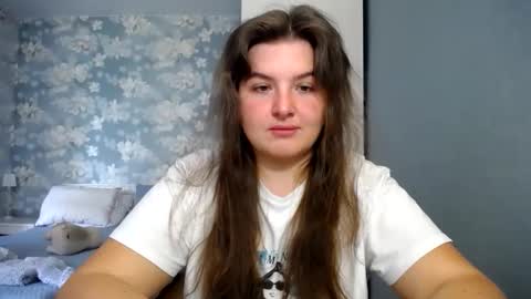 Elanis online show from April 13, 9:54 am