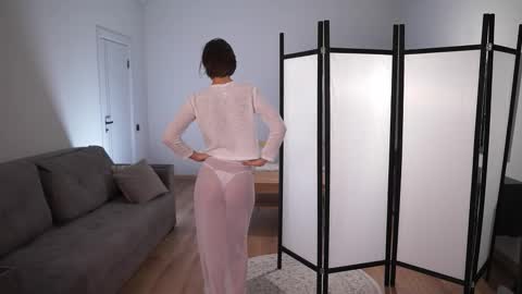 ELA 3 online show from October 28, 6:08 am