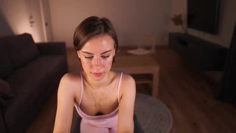 ELA 3 online show from October 7, 6:07 am