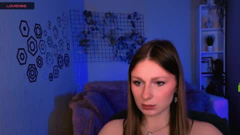 Elara online show from April 4, 6:45 am