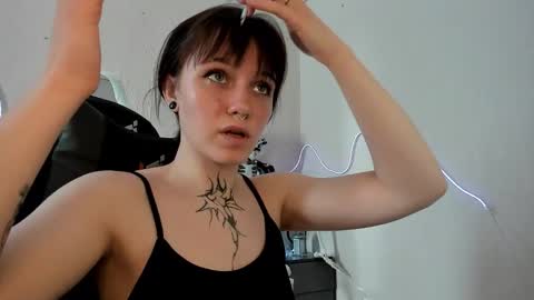 elastikiss online show from March 24, 10:31 am