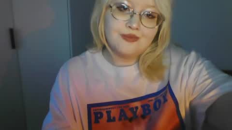 elayne_sweet online show from May 30, 7:17 am