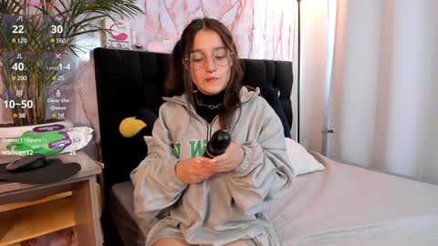 Elecktra online show from January 17, 7:16 pm
