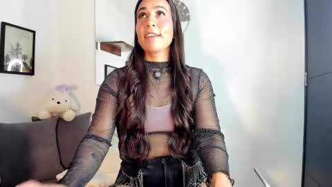 Electra- Please help me reach 100 likes online show from March 14, 2:56 am