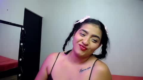 Snapshot of electra_sexylegs chatting on September 9, 9:47 pm electra_sexylegs online show from September 9, 9:47 pm
