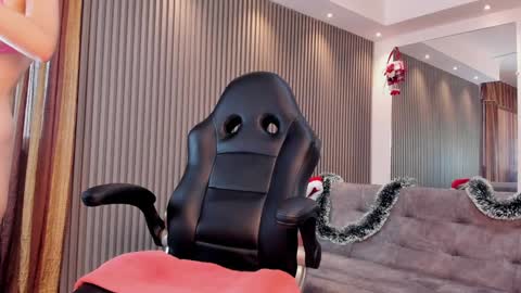 Electra online show from December 28, 12:03 pm