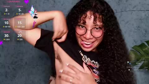 Snapshot of elektra_williams chatting on October 22, 11:10 pm elektra_williams online show from October 22, 11:10 pm