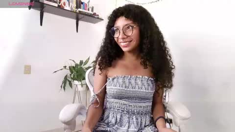 Snapshot of elektra_williams chatting on December 29, 11:08 pm elektra_williams online show from December 29, 11:08 pm