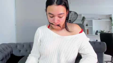 Elen CR online show from October 8, 1:04 pm