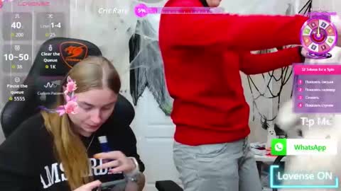 Snapshot of elena_maeer chatting on October 18, 8:17 am Elena online show from October 18, 8:17 am