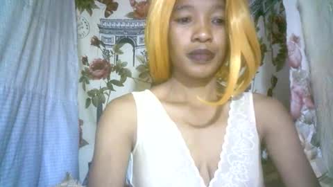 Snapshot of elenah0123 chatting on October 31, 4:36 am elenah013 online show from October 31, 4:36 am