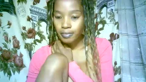 elenah013 online show from December 11, 5:10 am