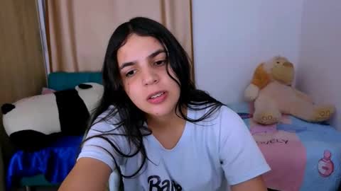 Snapshot of elenna_hotx chatting on October 17, 8:45 pm agnes online show from October 17, 8:45 pm