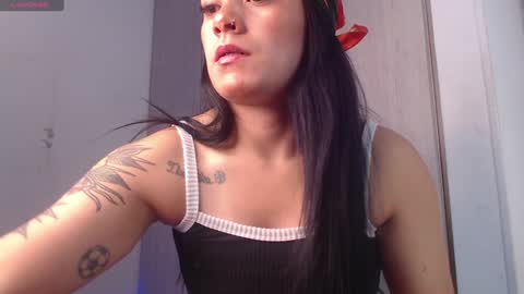 Millie bobby online show from December 21, 11:33 am