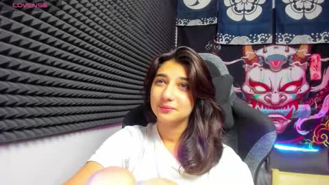 Snapshot of elfy_rare chatting on October 27, 4:13 pm Elfy online show from October 27, 4:13 pm