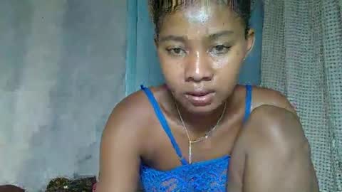 Snapshot of elia011 chatting on February 23, 2:39 pm elia011 online show from February 23, 2:39 pm