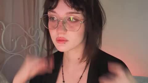 Ellie online show from October 22, 5:23 am