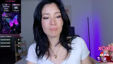 eliiih_ online show from October 9, 4:05 am