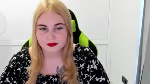 Elina online show from June 30, 9:31 am