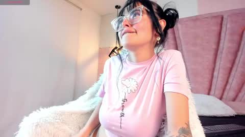 ELISSA online show from April 16, 4:13 am