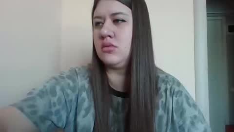 Snapshot of elisa_kollin chatting on January 25, 7:49 am Aletta Oushen online show from January 25, 7:49 am